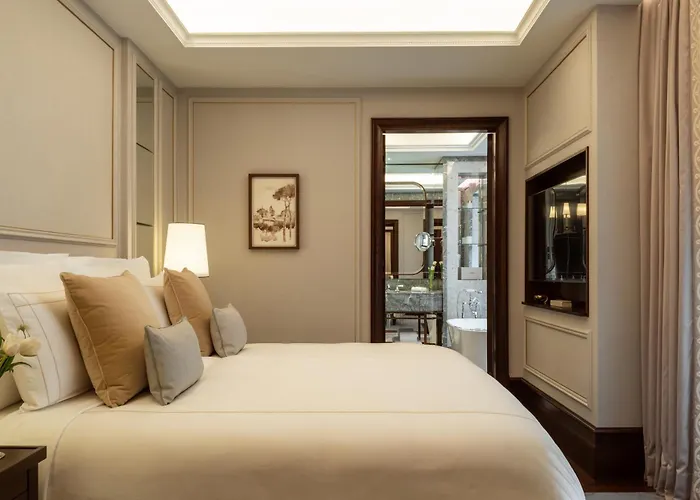 Hotel Corinthia 5*