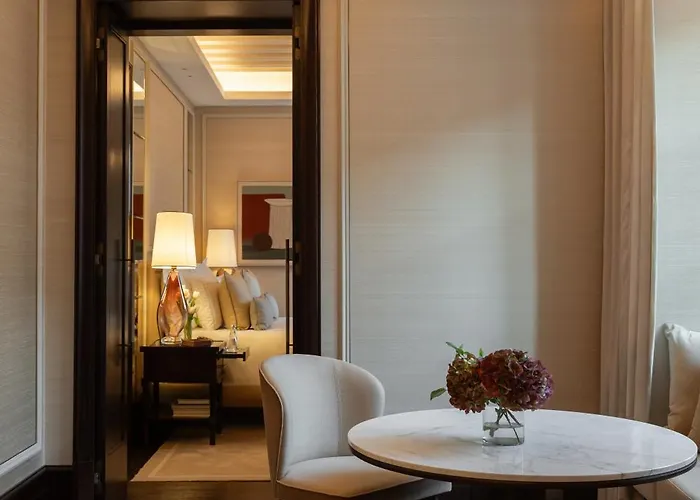 Corinthia Hotel 5*