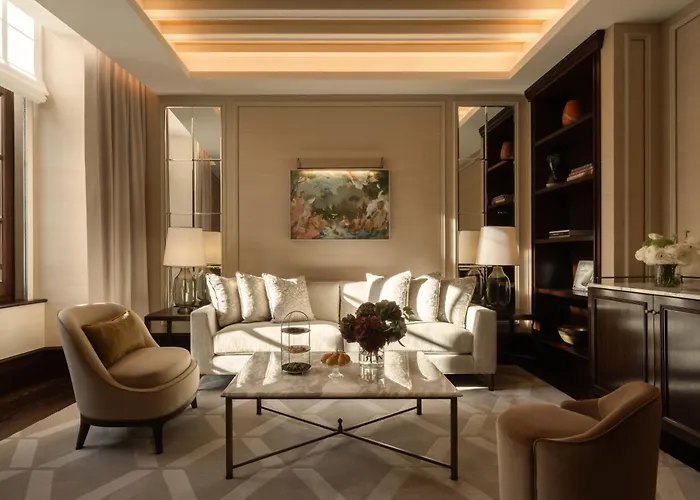 Corinthia Hotel 5*