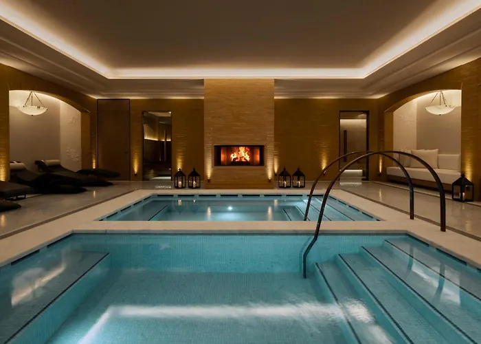 Corinthia Hotel