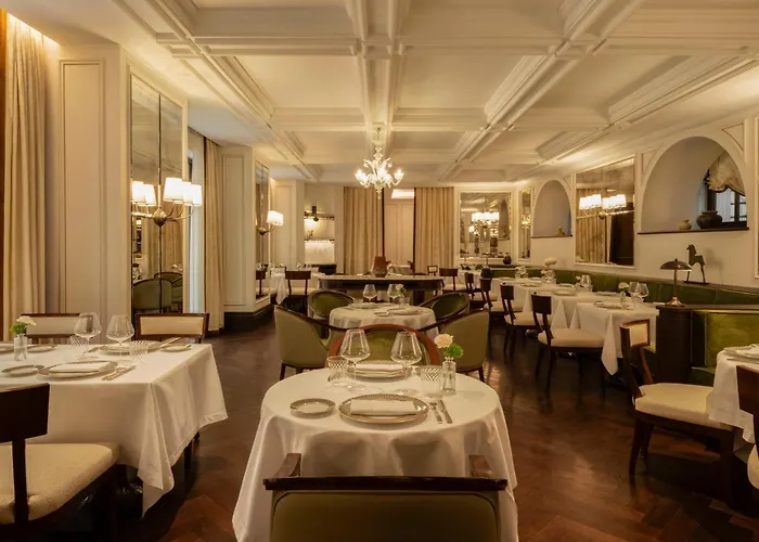 Corinthia Otel 5*